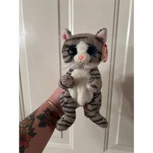 Ty Beanie Baby Mitzi Gray White Striped Cat Stuffed Animal